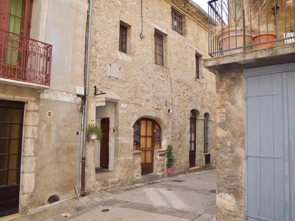 Gite Du Caf De Montpellier Saint-Guilhem-le-Desert Exterior photo
